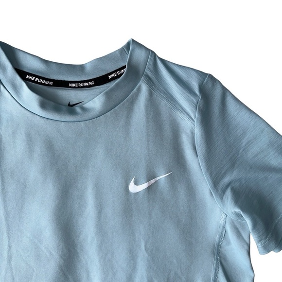 NIKE WOMENS RUNNING DRI-FIT  SHORT SLEEVE TEE CLASSIC SIZE S BABY BLUE - Picture 3 of 15